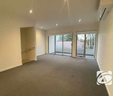 AMAZING LOCATION - Photo 4