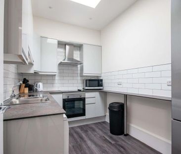 8 bedroom flat share to rent - Photo 6