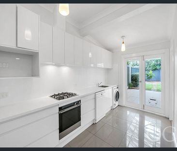 Open The Door to Effortless Living - Photo 3