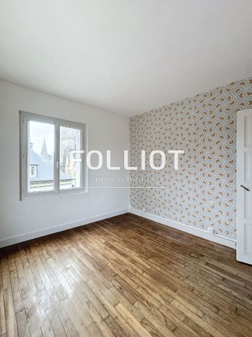 A LOUER - Appartement r�nov� - centre-ville COUTANCES 50200 - Photo 3