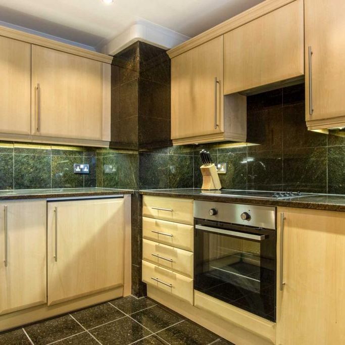 3 bedroom apartment to rent - Photo 1