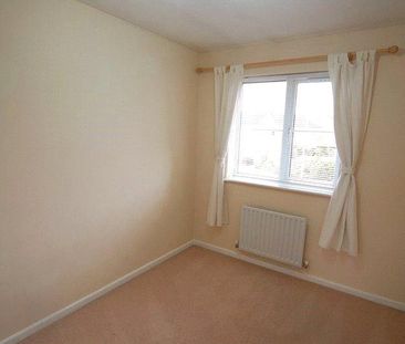 4 bedroom detached house to rent - Photo 3