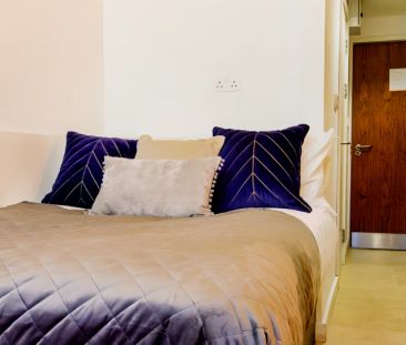 Gold Studio - Photo 2