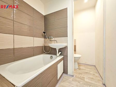 Pronájem bytu 1+1 v družstevním vlastnictví 36 m², Chomutov - Фото 3