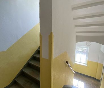 2-Raum-Dachgeschoss-Wohnung mit Stellplatz! - Foto 1