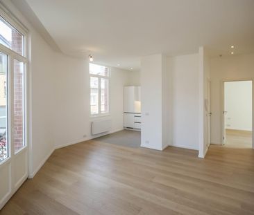 Appartement te huur - Photo 1