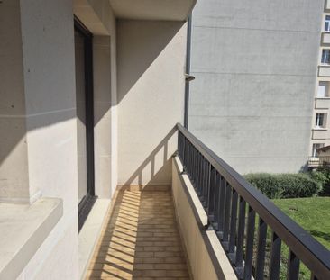 Location Appartement 1 pièce 25m² ST MAUR DES FOSSES 94210 - Photo 6