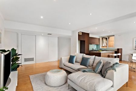 Thinking of selling? Contact our agent - Photo 3