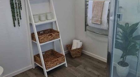 Cute cottage near beach - Photo 4