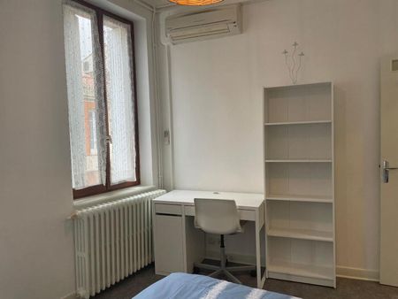 APPARTEMENT T1 25M - Photo 2