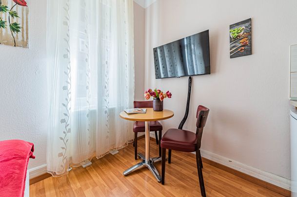 City-Residence: Neu und modern eingerichtete 1-Zimmer-Wohnung in zentraler City-Lage - Photo 1