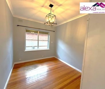 Charming 3-Bedroom Home on a Large Leafy Block - Photo 5