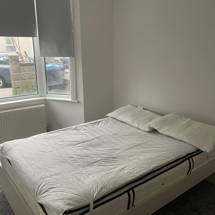 Room in a Shared House, The Drive, CR7 - Photo 1