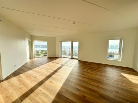 Moderne 3-værelses lejlighed med udsigt i Nørresundby - Photo 3