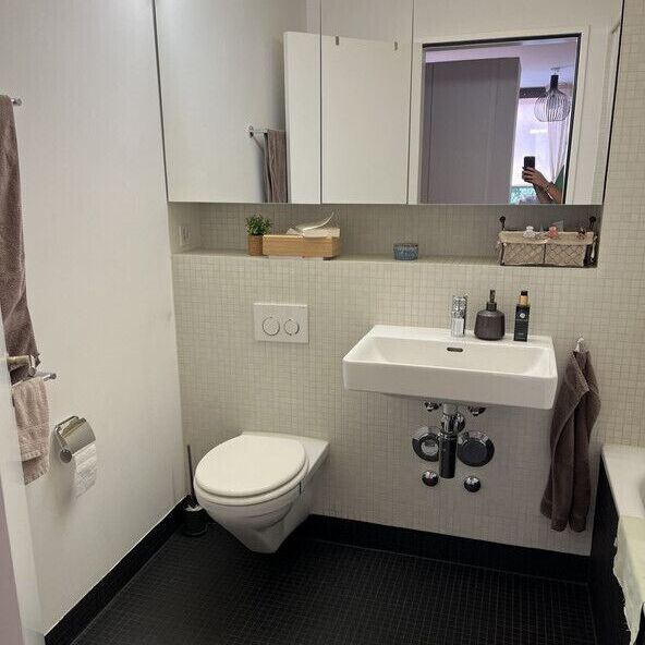 APPARTEMENT DE 21/2 PIÈCES À ZURICH - QUARTIER 12, MEUBLÉ, TEMPORAIRE - Foto 1