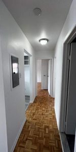 2 CH - 1 SDB - Saint-Eustache - $1,300 /mo - Photo 3