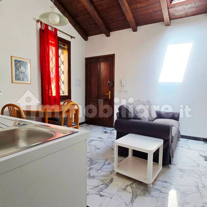 Bilocale via Luigi Zamboni, Centro Storico, Bologna - Photo 1
