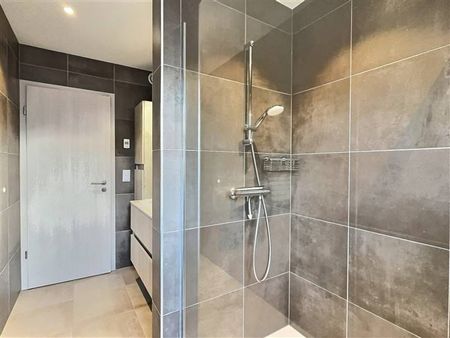 Appartement te huur - Photo 3