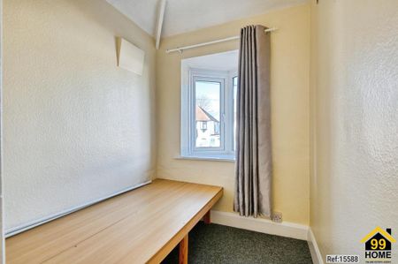 3 bedroom semi-detached house to rent - Photo 2