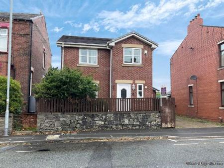 3 bedroom property to rent in Oldham - Photo 2