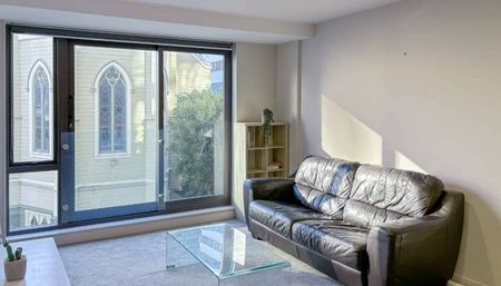 New Victoria Street Apartment - Photo 2