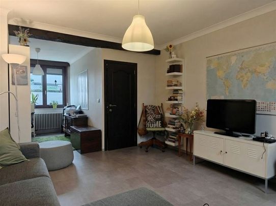 TE HUUR: Gesloten bebouwing met 2 slaapkamer te Hasselt! - Photo 1