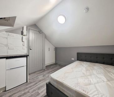 House share to rent - Photo 2