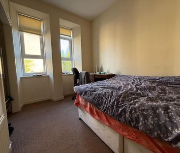3 bedroom house of multiple occupation to rent - Photo 6