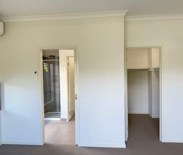 Under Contract - Photo 3