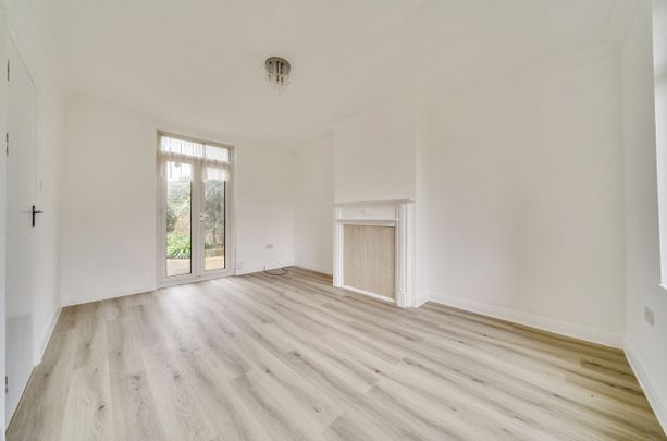 4 bedroom semi-detached house to rent - Photo 1