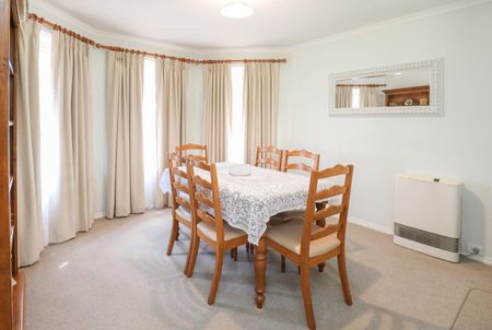 Well Presented 3 Bedroom Home In Great Location - Photo 4