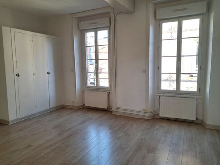 Location Appartement 2 pièces 42m² SENS 89100 - Photo 3