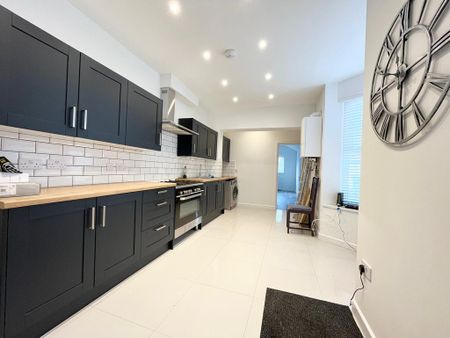 Studio to rent - Photo 4