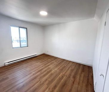 2 CH - 1 SDB - Montreal - $1,095 /mo - Photo 3