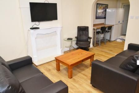 Chervil Close, Fallowfield, Manchester, M14 - Photo 2