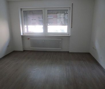 Modernisiertes Wohnglück- günstige 2,5-Zimmer-Wohnung - Photo 4