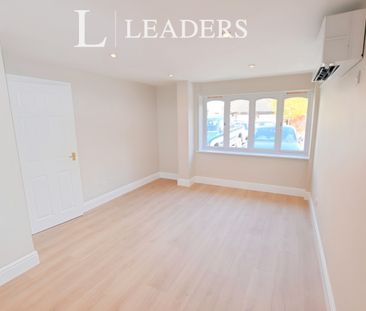 1 bedroom bungalow to rent Larksway, Bishops Stortford, CM23 - Photo 4
