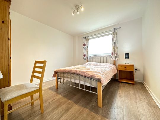 3 Bed Flat, Dumbryden Grove, EH14 - Photo 1