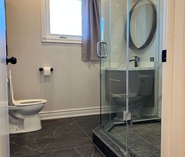 For Lease - 327 Sussex Avenue Unit# Upper, Richmond Hill, Ontario - Photo 6