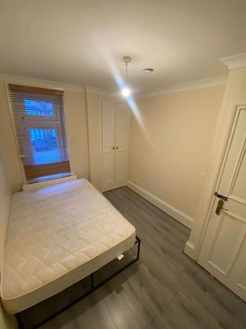 3 bedroom apartment to rent - Photo 5