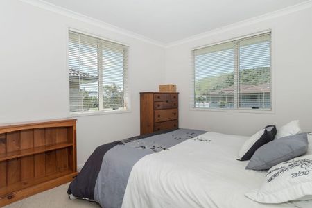 Spacious home in sought after location - Photo 5