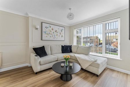 3 bedroom semi-detached house to rent - Photo 4