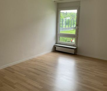 Helle 4.5-Zimmer-Wohnung in Zumikon mit Sicht ins Grüne - Photo 5