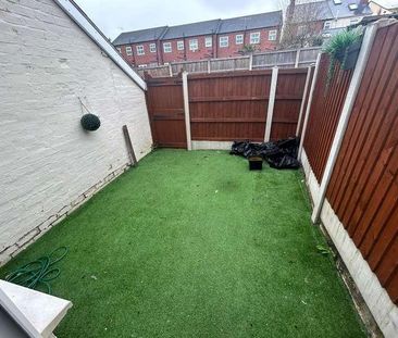 Bloomfield Street North, Halesowen, West Midlands, B63 - Photo 4