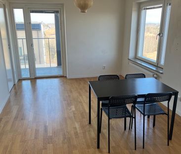 Almbygatan, Spånga - Foto 2