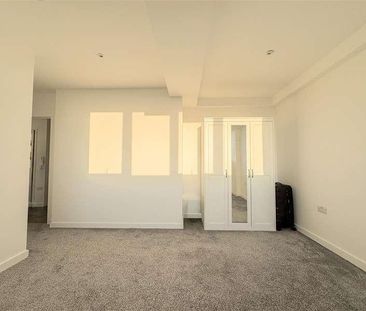 London Road, St. Leonards - Photo 4