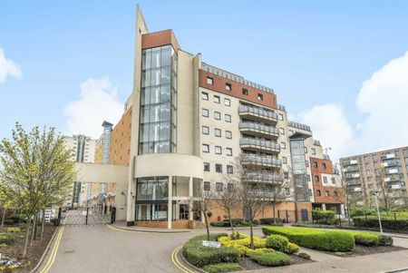 Wards Wharf Approach, Pontoon Docks, E16 - Photo 4