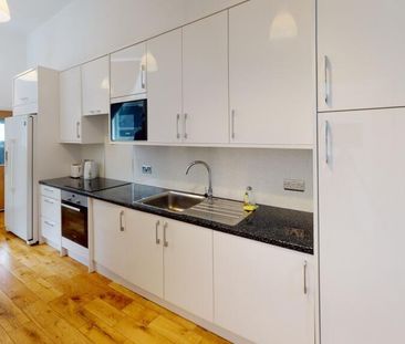 2 bedroom house to rent - Photo 1