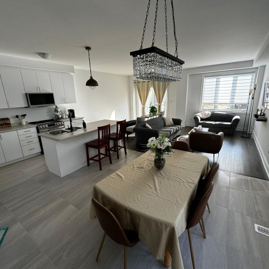 For Lease - 40 Autumn Drive, Wasaga Beach, Ontario - Photo 1