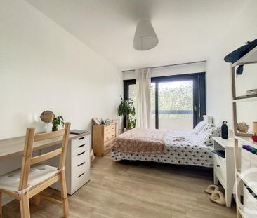 Location Appartement 4 pièces 101m² LE COUDRAY MONTCEAUX 91830 - Photo 2